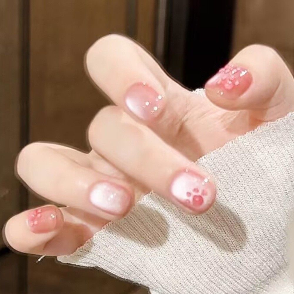 The Everyday Edit | Daily Wear Press-On Nails
