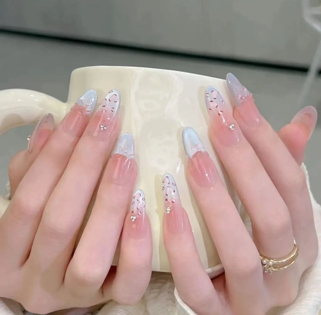 The Everyday Edit | Daily Wear Press-On Nails