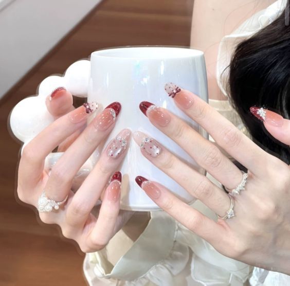 The Everyday Edit | Daily Wear Press-On Nails
