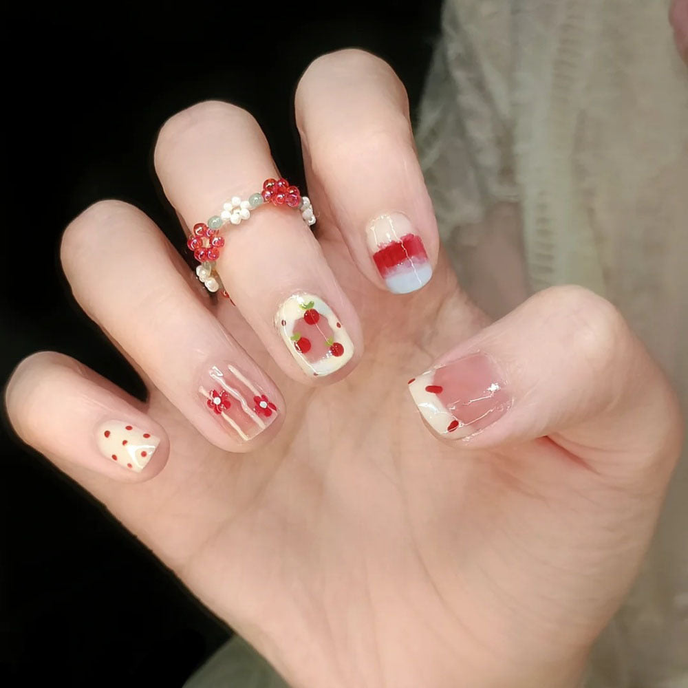 The Everyday Edit | Daily Wear Press-On Nails