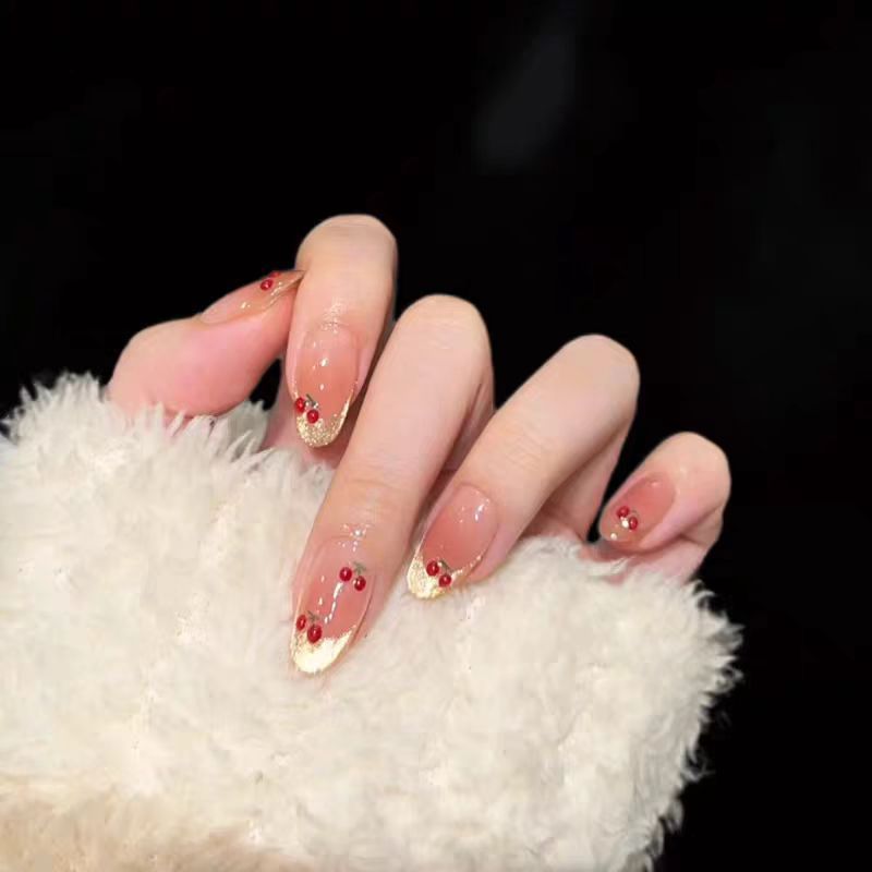 The Everyday Edit | Daily Wear Press-On Nails