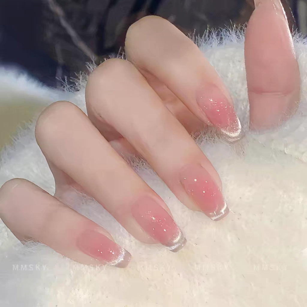 The Everyday Edit | Daily Wear Press-On Nails
