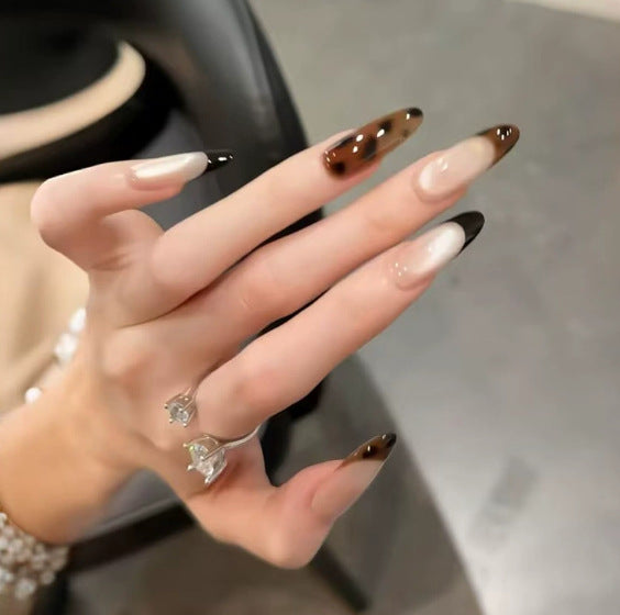The Everyday Edit | Daily Wear Press-On Nails