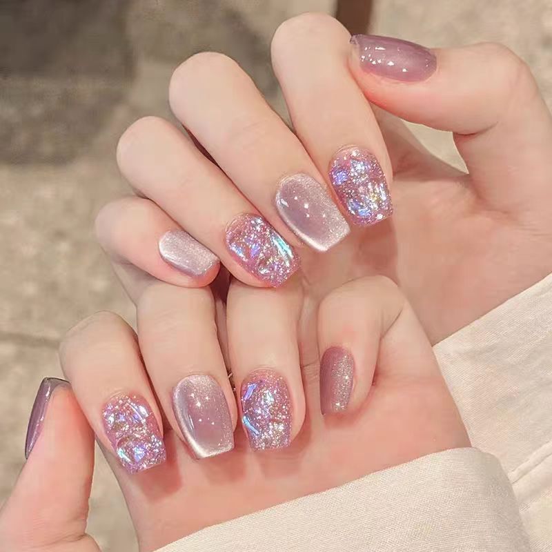 The Everyday Edit | Daily Wear Press-On Nails